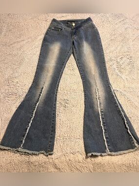 Street Code Women’s  Flared Jeans Size 3